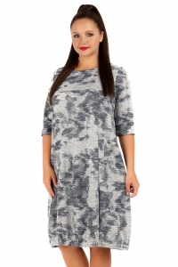 Трикотажное платье-бочонок с серым абстрактным принтом