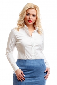 Белая классическая женская рубашка