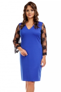 Синее трикотажное платье с рукавами из гипюра